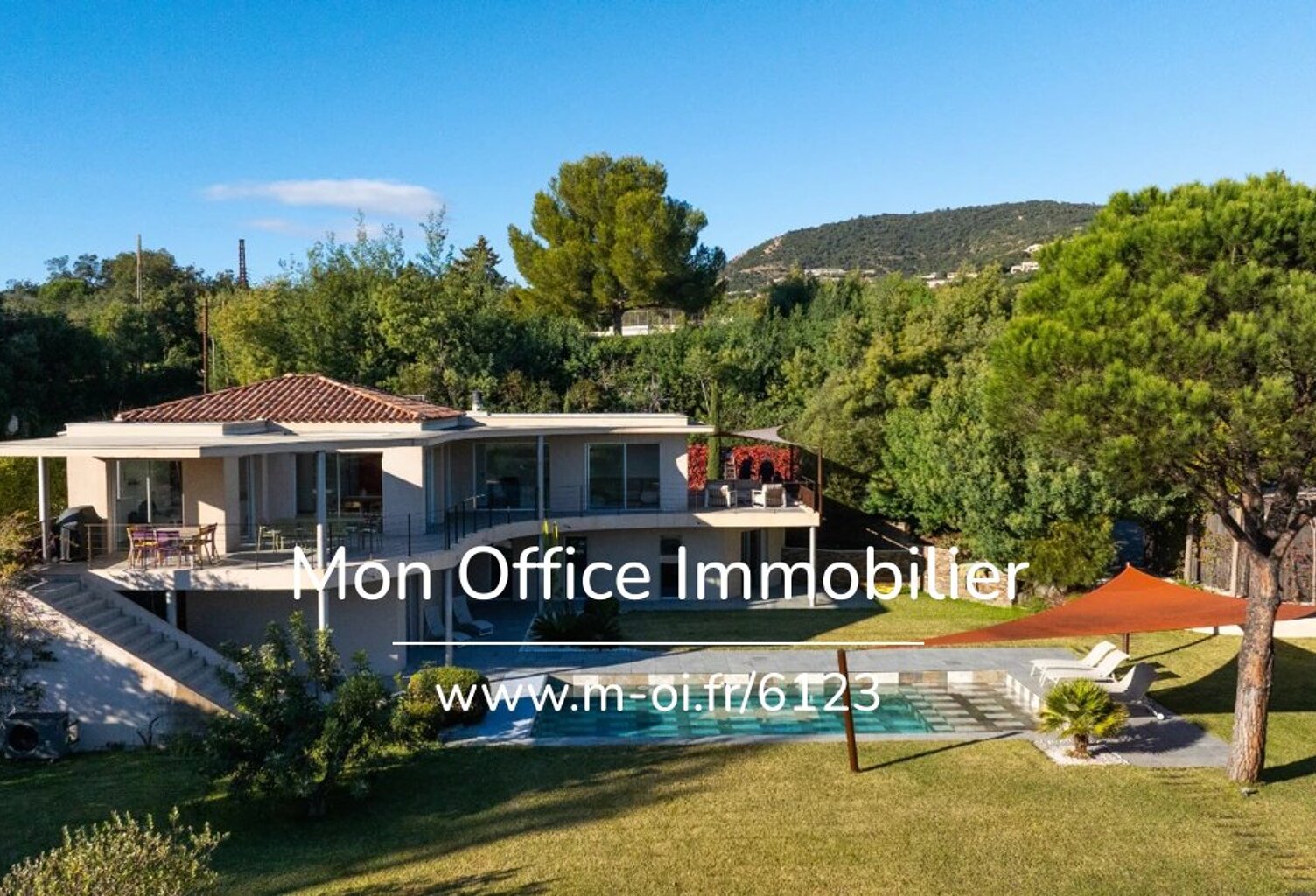 Référence : 6123-NGU. - PROPRIÉTÉ D'ARCHITECTE À 700M DES PLAGES DE BEAUVALLON GRIMAUD — photo 1