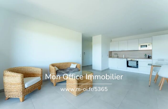 Référence : 6919-MAC. - Appartement - T3 - 66m2 - Terrasse - Parking - Aix-en-Provence - La Duranne - 13100 — photo 2