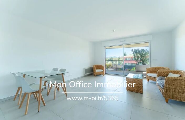 Référence : 6919-MAC. - Appartement - T3 - 66m2 - Terrasse - Parking - Aix-en-Provence - La Duranne - 13100 — photo 3