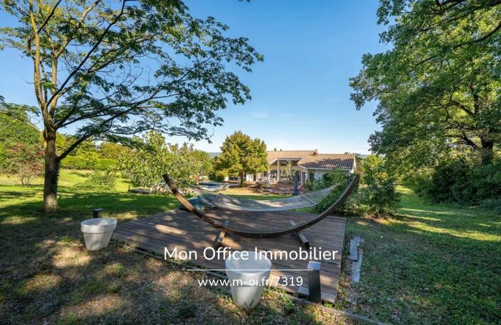 Référence : 7319-NGU - Maison 10 pièces - 5 chambres - deux studios - piscine - 380m2 habitables et 223m2 de sous-sol / garages — photo 4