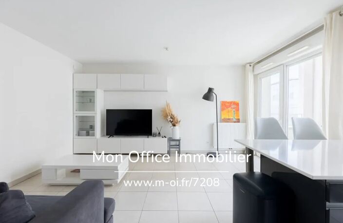 Référence : 7208-CLA. - Duplex 3 pièces avec terrasse et place de parking — photo 4
