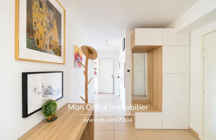Référence : 7304-CDI. - T3 lumineux avec terrasse plein sud et parking – La Duranne — photo 2