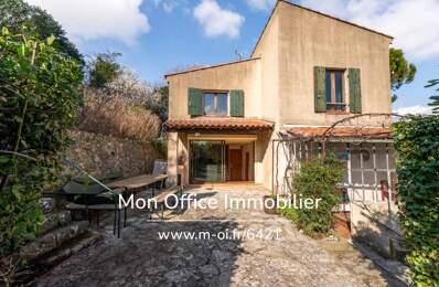 Référence : 7316-YAN. - Maison 5 pièces au coeur du village avec jardin — photo du bien