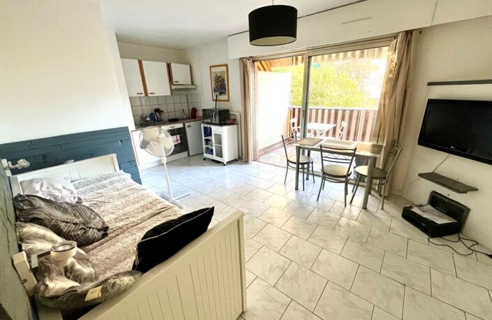 studio mairie avec belle terrasse au calme vue jardin — photo 4