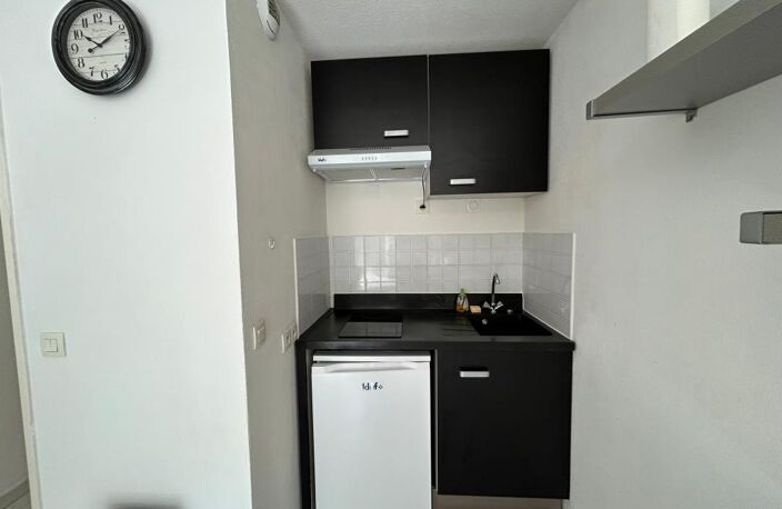VALROSE STUDIO 21M² MEUBLE EQUIPE LUMINEUX CALME INVESTISSEUR — photo 4
