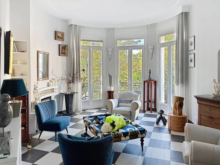 Appartement À Vendre — photo 1