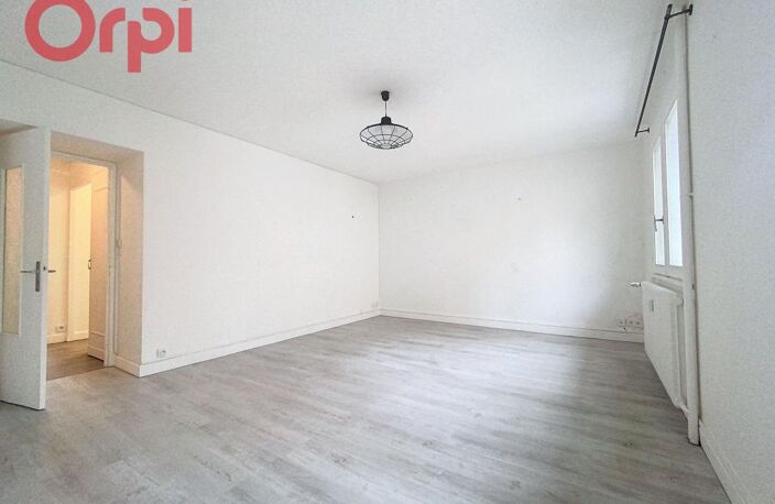 Appartement T3 coeur de ville Vichy - Chauffage compris — photo 2