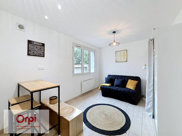 STUDIO Meublé À Louer — photo 1