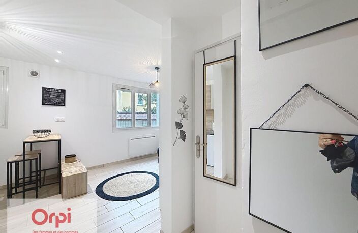 STUDIO Meublé À Louer — photo 3