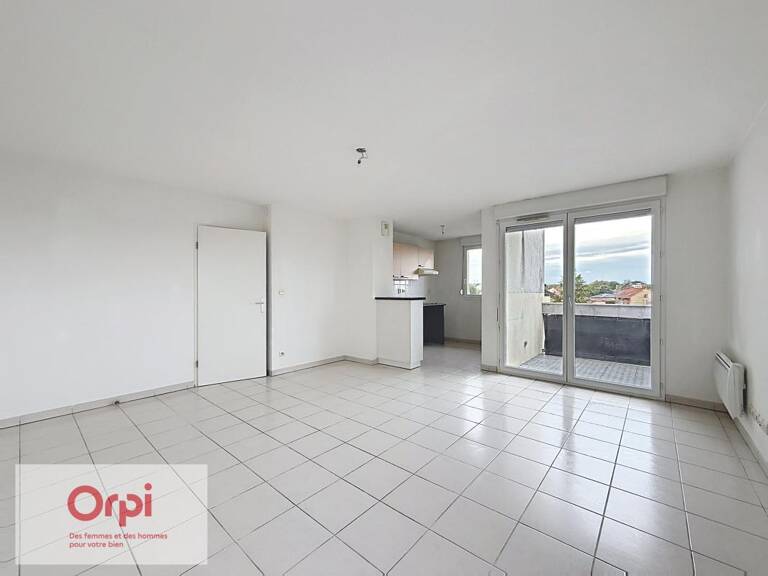 Appartement À Louer — photo 1