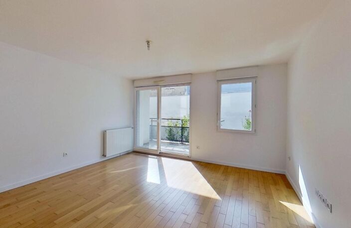 Appartement 3 pièces traversant avec balcon – Quartier des Coutures – Métro Robespierre à 400 m — photo 2