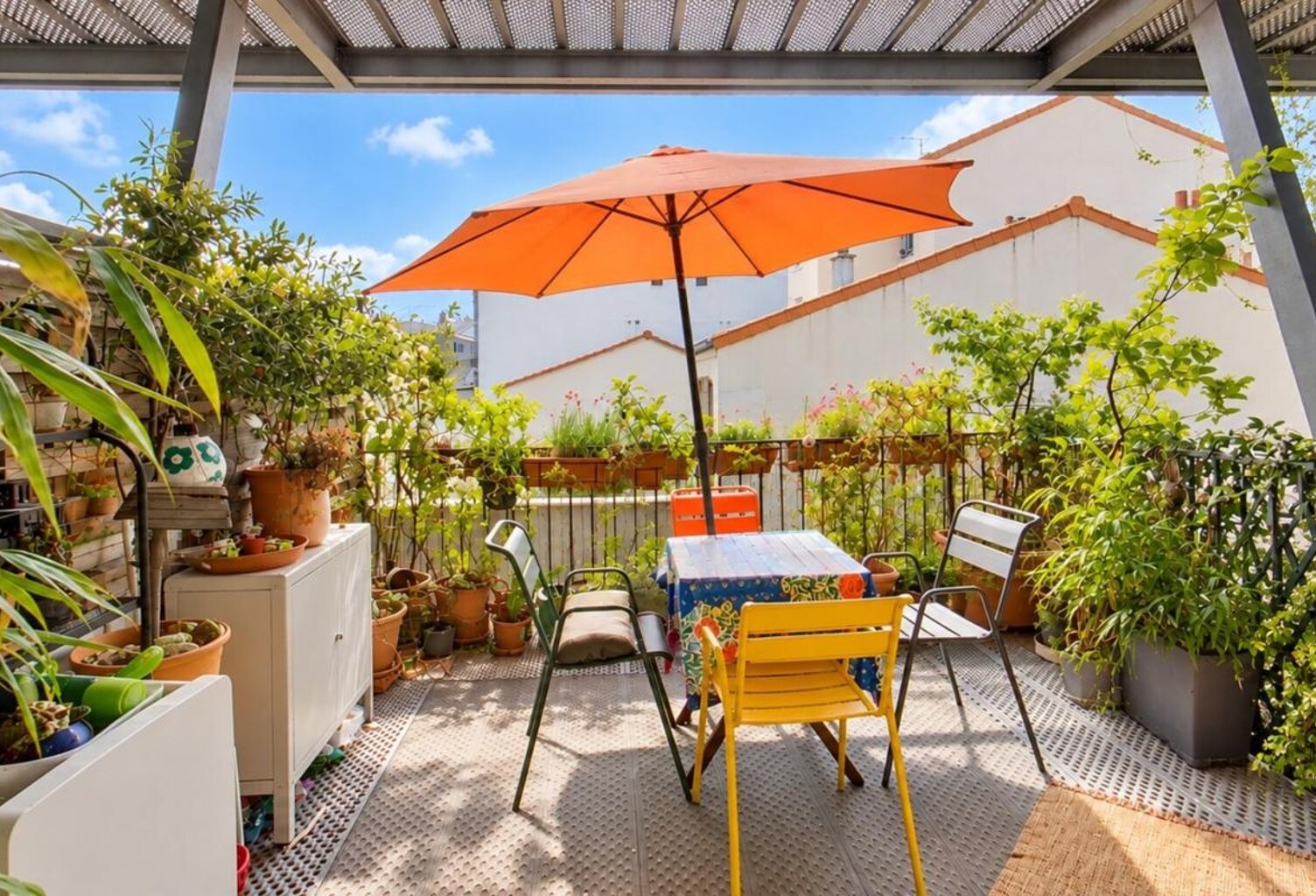 Duplex avec terrasse – À 4 min du métro Robespierre — photo 1
