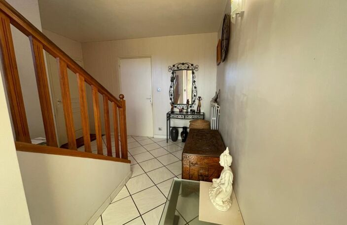 MAISON T9 240 m2 AVEC STUDIO — photo 3
