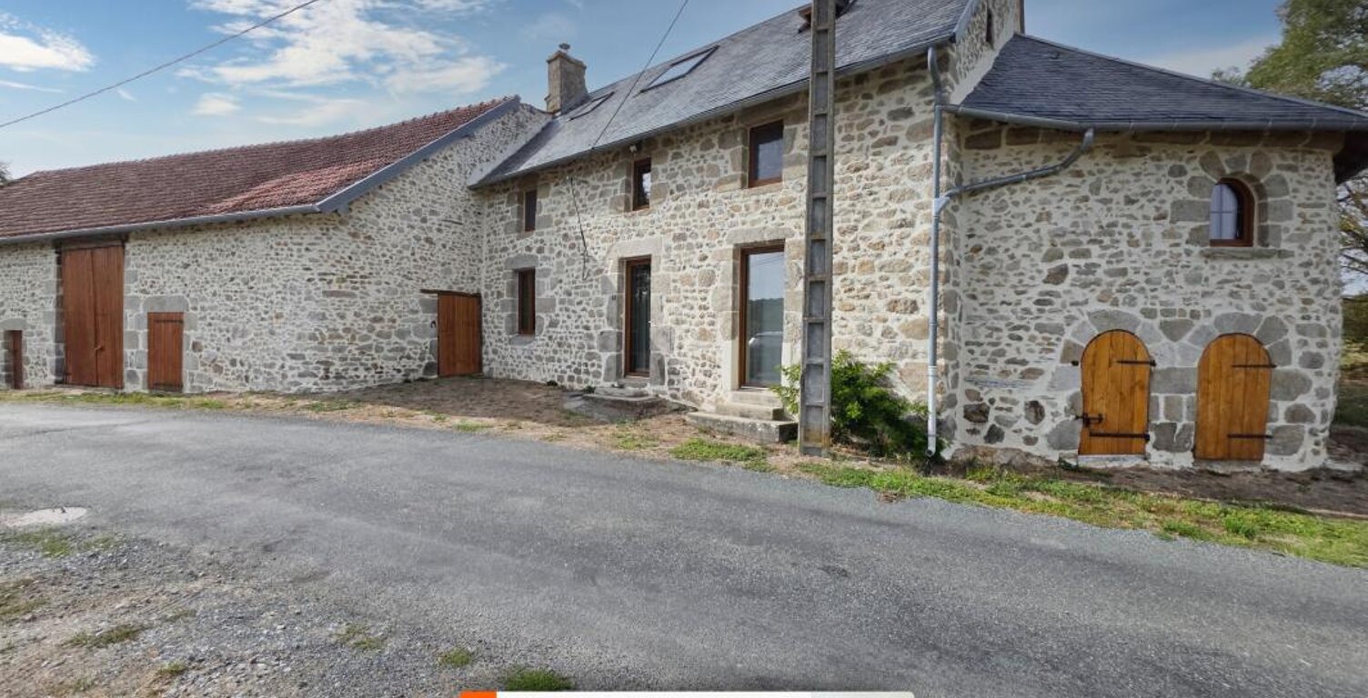 LONGÈRE EN PIERRE DE 124 M² AVEC 200 M² DÉPENDANCES , L’ENSEMBLE SUR 2478 M² DE TERRAIN CLOS — photo 1