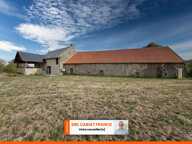 LONGÈRE EN PIERRE DE 124 M² AVEC 200 M² DÉPENDANCES , L’ENSEMBLE SUR 2478 M² DE TERRAIN CLOS — photo 4