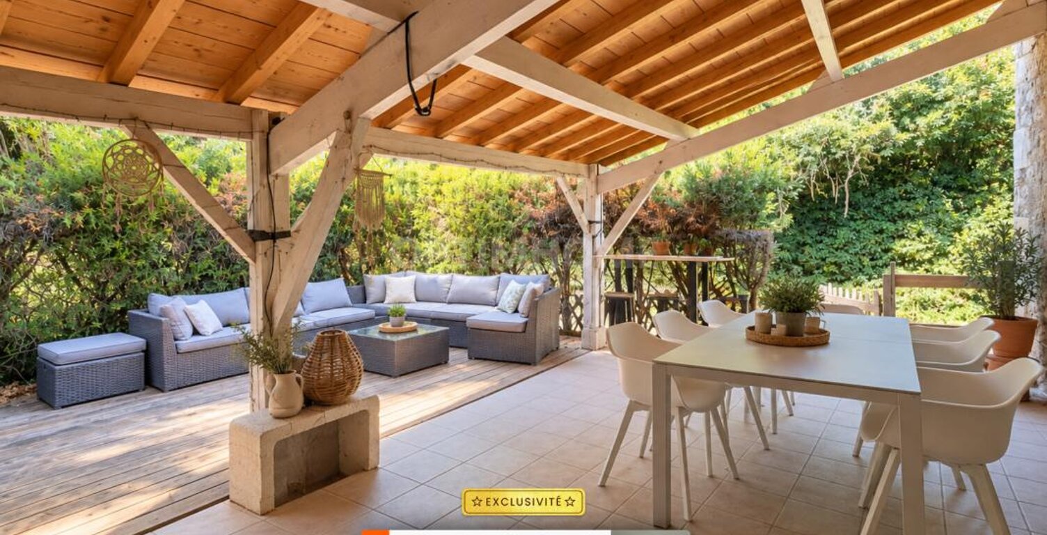Maison en pierre - charme  - terrasse couverte et petit jardin - 3 chambres – La Romieu 32480 — photo 1