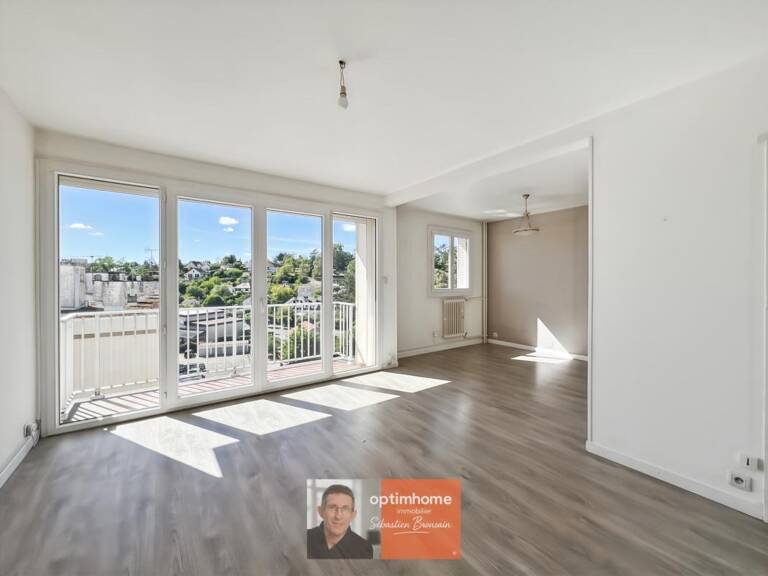 DOLE – APPARTEMENT LUMINEUX 69 M² –  7E ÉTAGE (ASCENSEUR)– VUE PANORAMIQUE — photo 1