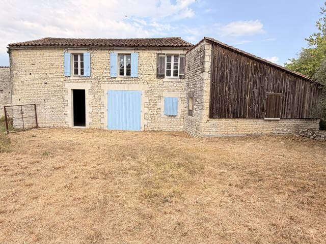 Jolie maison de village à finaliser — photo du bien