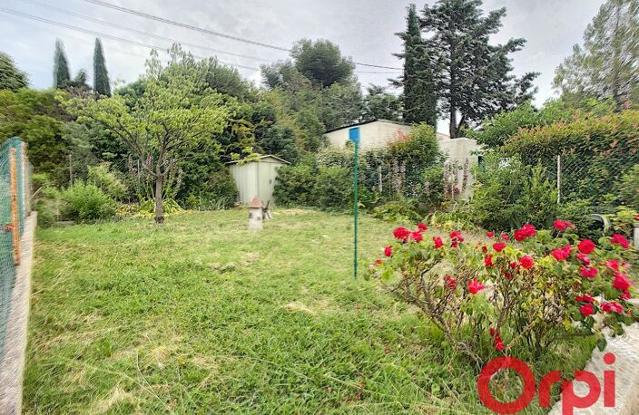 Maison de type T4 de 102 m2 à Salon de Provence avec jardin — photo 2