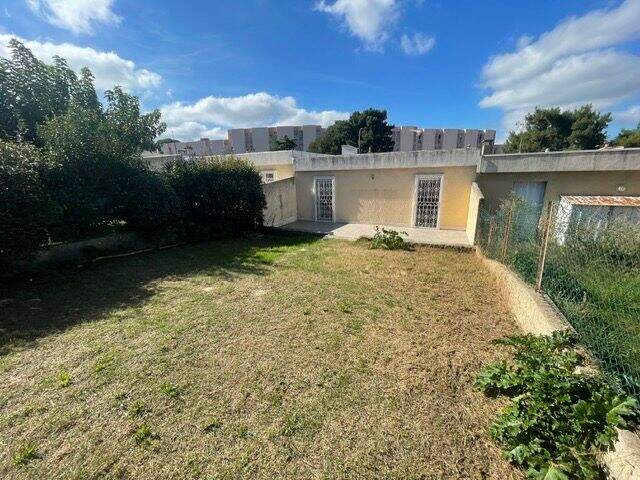 Maison de type T4 de 102 m2 à Salon de Provence avec jardin — photo du bien