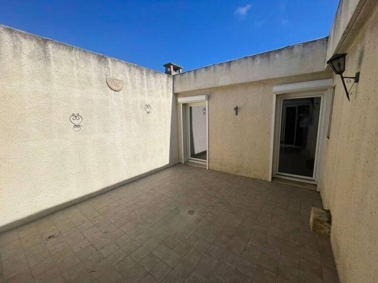 Maison de type T4 de 102 m2 à Salon de Provence avec jardin — photo 1