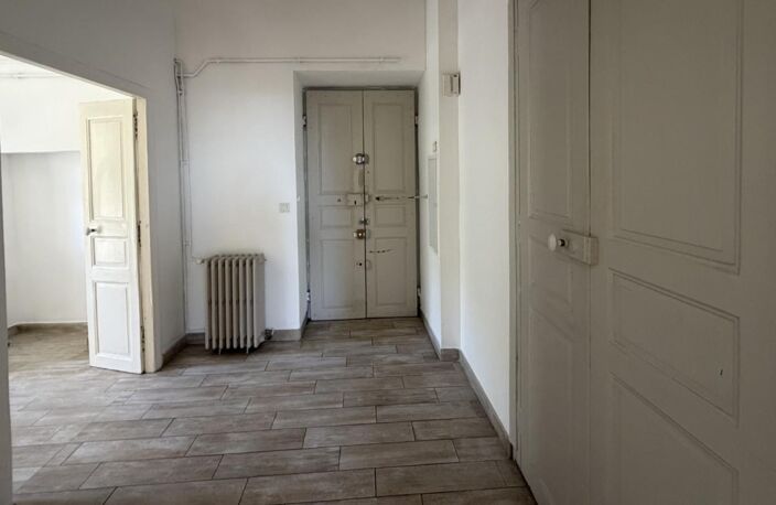 F3 25 COURS NAPOLEON AJACCIO — photo 2