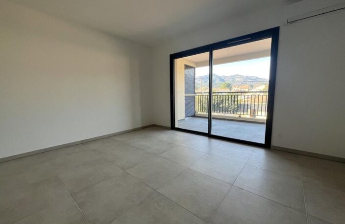 Appartement neuf 2 pièces avec grande terrasse — photo 2
