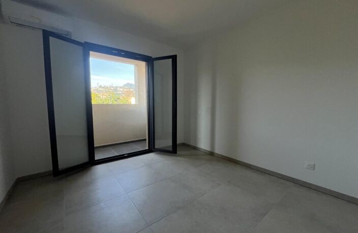 Appartement neuf 2 pièces avec grande terrasse — photo 4
