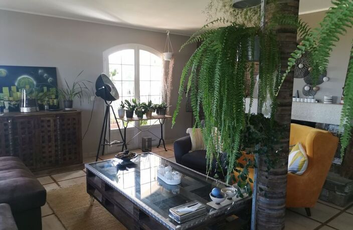 Villa F4 duplex vide Castellare plaine — photo 3