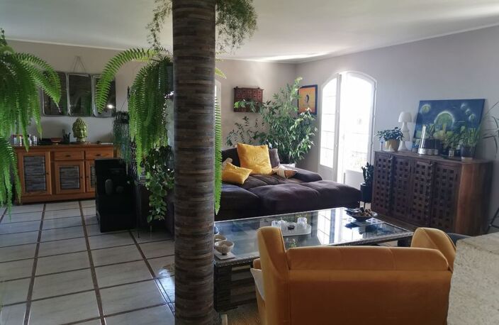 Villa F4 duplex vide Castellare plaine — photo 4