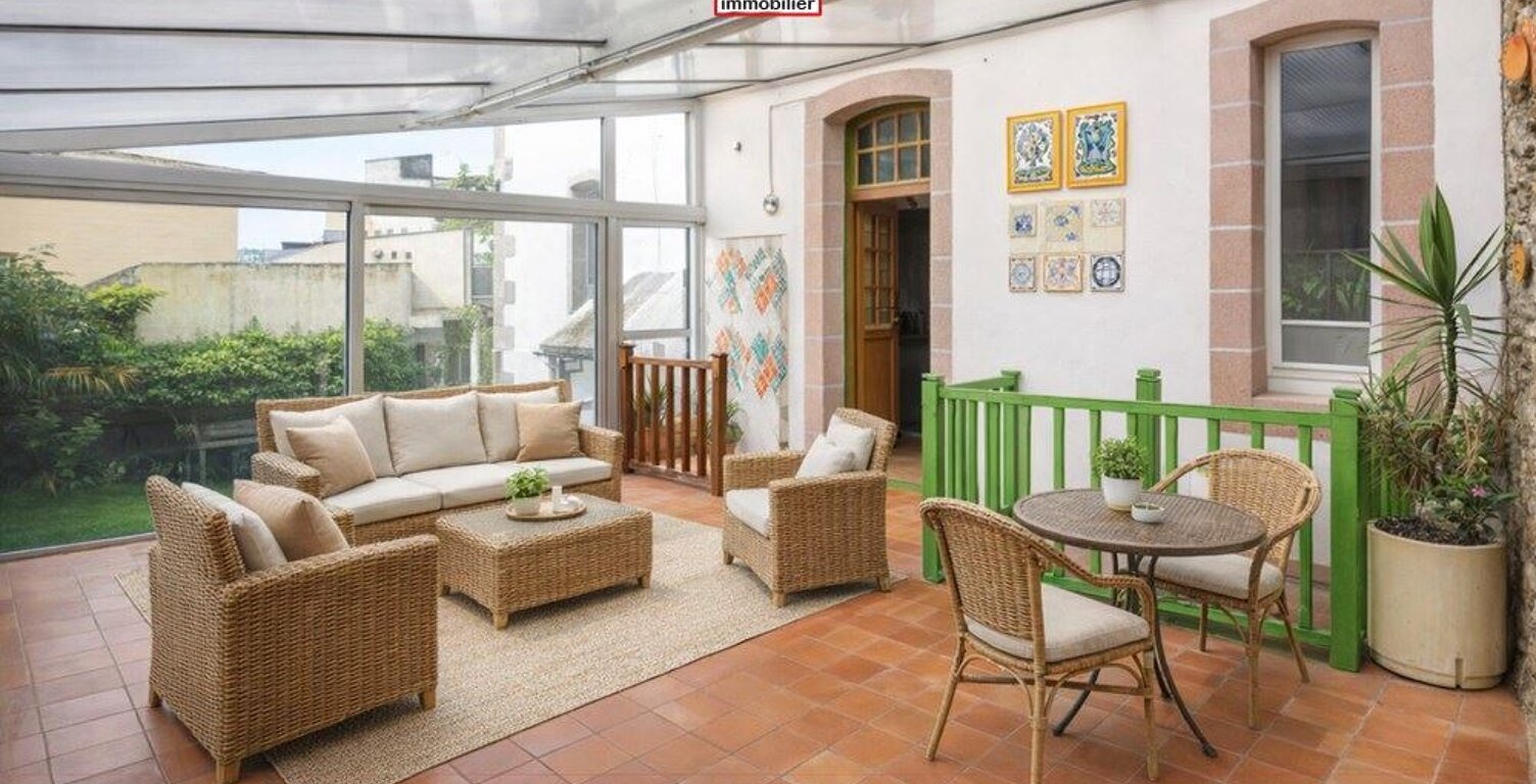 FINISTERE - Brest (29200) - A VENDRE - MAISON DE 268M2  A RENOVER - 8 CHAMBRES - 2 CAVES - JARDIN CLOS ARBORE DE 1250M² - PSCINE - POSSIBILITE DE CREER PLUSIEURS APPARTEMENTS — photo 1