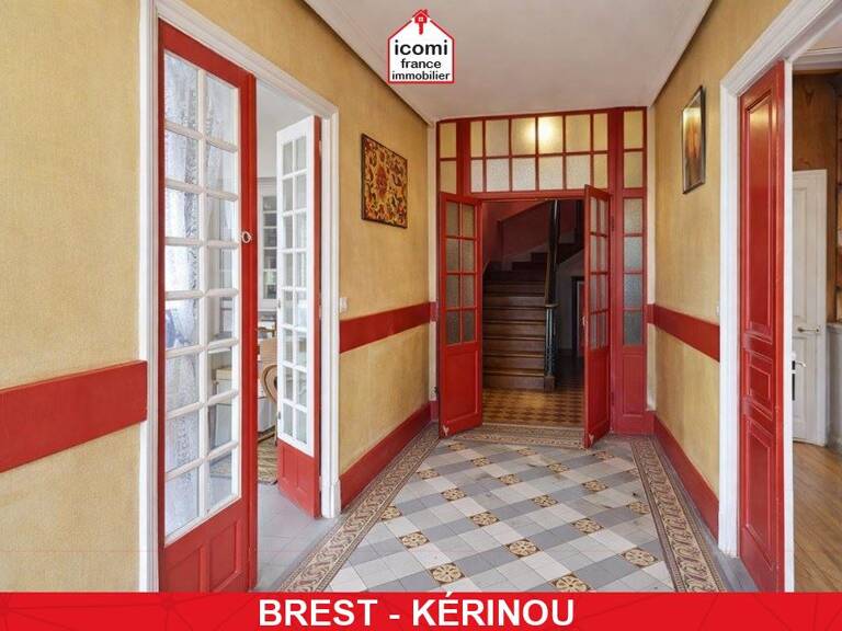 FINISTERE - Brest (29200) - A VENDRE - MAISON DE 268M2  A RENOVER - 8 CHAMBRES - 2 CAVES - JARDIN CLOS ARBORE DE 1250M² - PSCINE - POSSIBILITE DE CREER PLUSIEURS APPARTEMENTS — photo 1