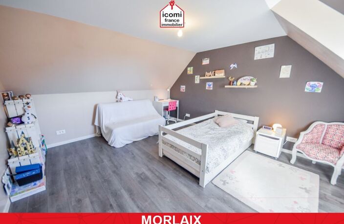FINISTERE - Morlaix (29600) - A VENDRE - MAISON DE VILLE T5 95M² DE 1940 - 3 CHAMBRES - AUCUNS TRAVAUX - COUP DE COEUR - PROCHE CENTRE — photo 4
