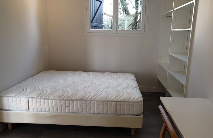 T3 — photo 3