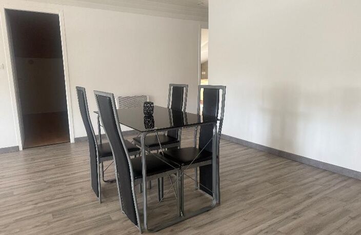T4 — photo 4