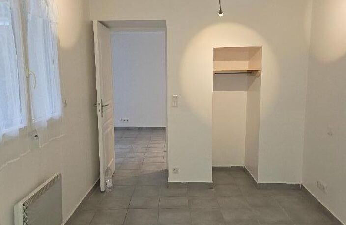 T2 — photo 2