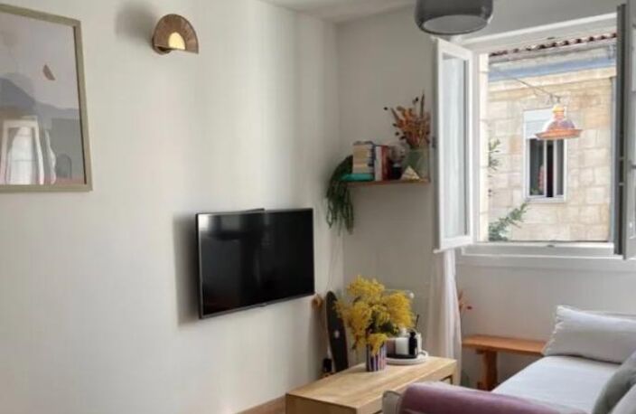 T2 — photo 2