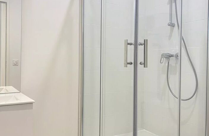 Studio de 21m² refait à neuf Vénissieux Moulin à vent — photo 4