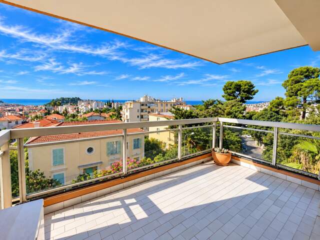 Appartement 2 pièces VUE MER avec terrasse et garage — photo du bien