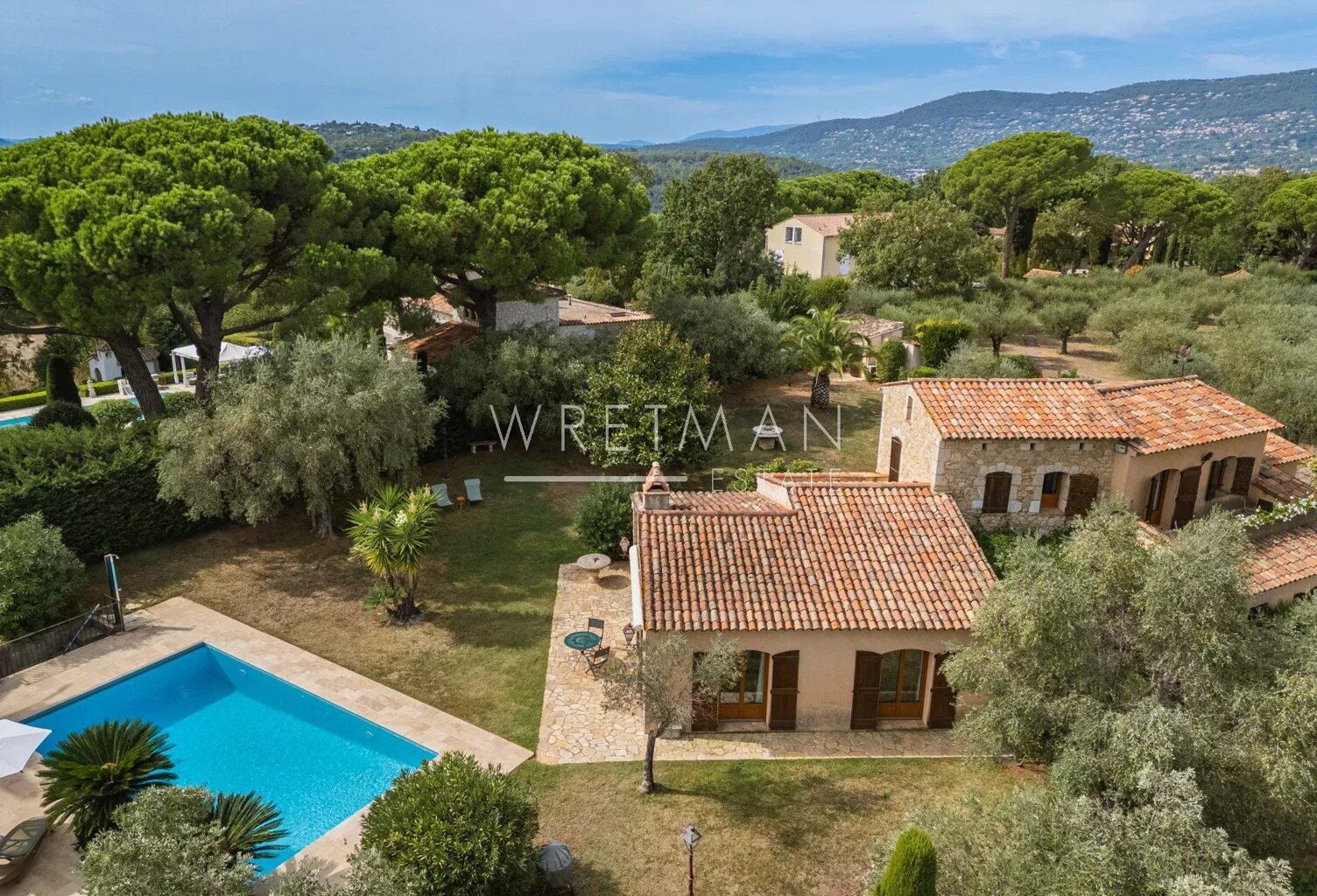 Superbe villa provençale au sein d’un domaine privé et sécurisé — photo 1