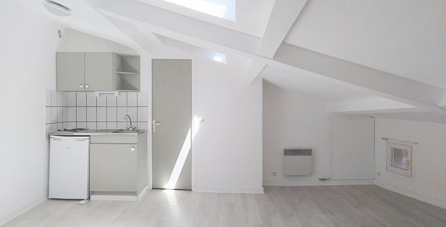 Appartement À Louer — photo 1