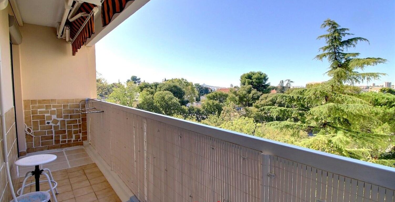 Appartement À Vendre — photo 1