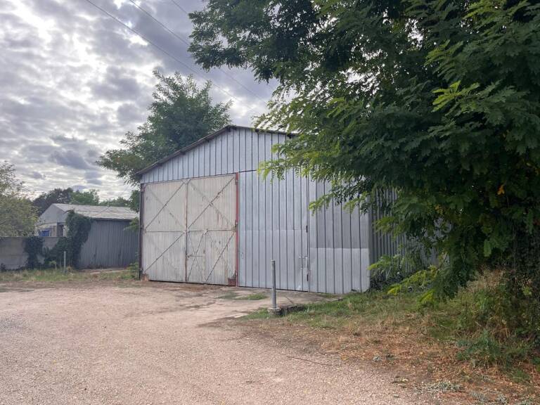 À Vendre Hangar sur Olivet — photo 1