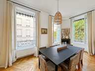 Proche Place Maréchal Lyautey - T4/T5, en étage élevé, sur le prestigieux Cours Franklin Roosevelt - Haussmannien sur son terrain - 2 beaux greniers — photo 3