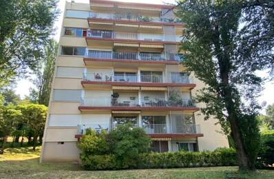 Sainte Foy lès Lyon (Chatelain) - 89 m² - 3 chambres - Balcon - Garage, cave et parking — photo du bien