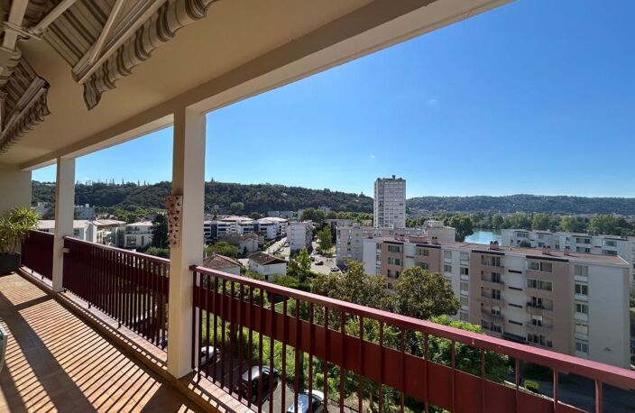 Appartement À Vendre - Vue dégagée sur le Rhône pour ce T3 spacieux avec terrasse et garage — photo 3