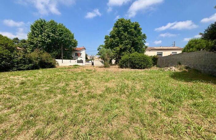 Terrain 376m quartier amoureux à Nîmes — photo 3