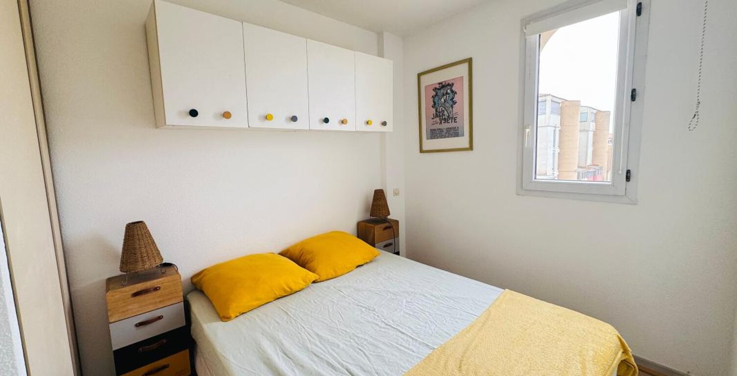 T2 EN DERNIER ETAGE AVEC VUE SUR LA MARINA — photo 1