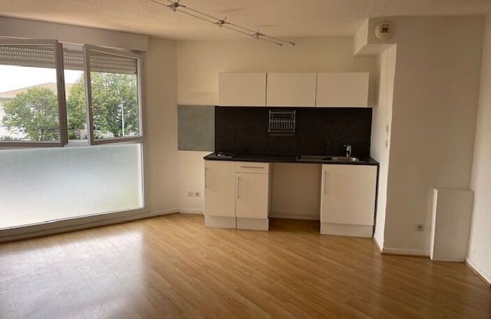 Appartement À Louer — photo 3