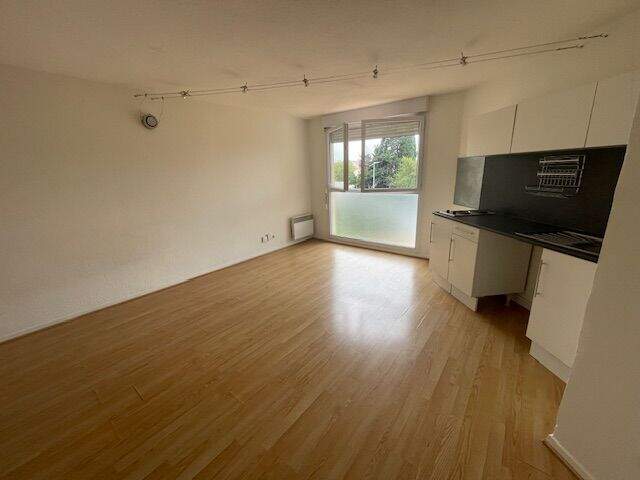 Appartement À Louer — photo du bien
